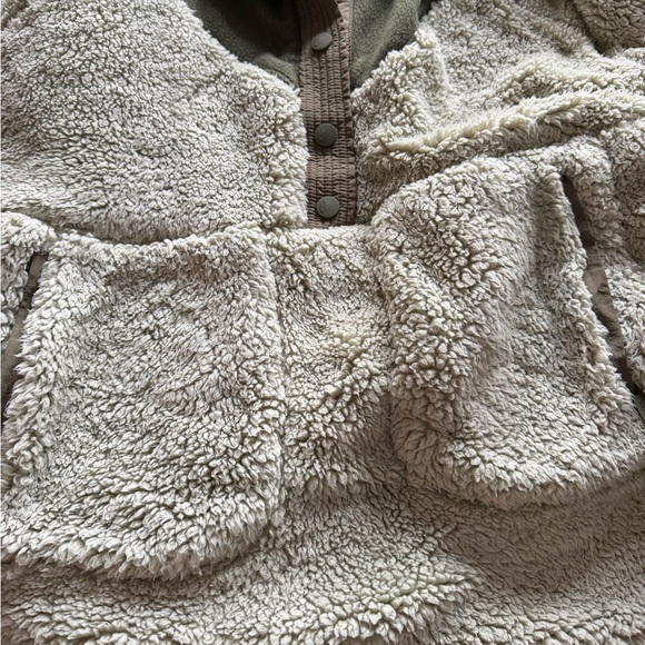 FP Movement Fall to Rise Fleece Quarter Snap Jacket Small - Picture 8 of 9